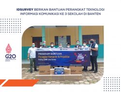 IDSurvey Bantu Perangkat TIK untuk 3 Sekolah di Banten