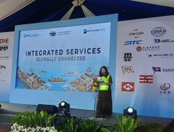 Dihadiri Hutchison, JICT Resmikan Pengoperasian 2 Quay Crane Super Post Panamax Terbaru