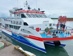 Pariwisata Sulut, Ditopang 2 Kapal Bottom Glass