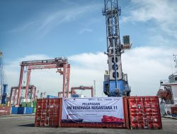 2 Kapal Tol Laut Distribusikan Beras ke NTT