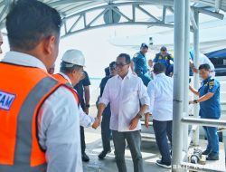Kunker ke Riau, Menhub ‘Wanti-Wanti’ Penataan Pelabuhan & AIS 