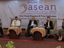Pelaku Usaha Dorong Konektivitas Pelabuhan & Logistik Asean