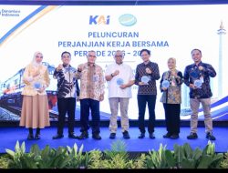 PT KAI dan SPKA Teken PKB, Wamenaker Apresiasi