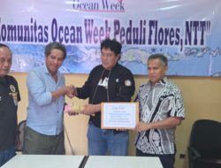 Komunitas Ocean Week, Salurkan Bantuan Korban Gempa NTT